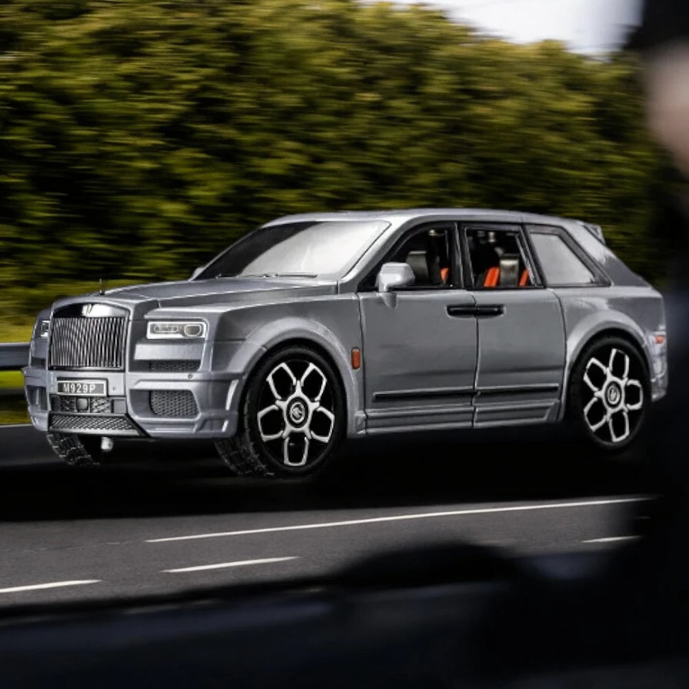 Rolls-Royce Cullinan | Escala 1:20