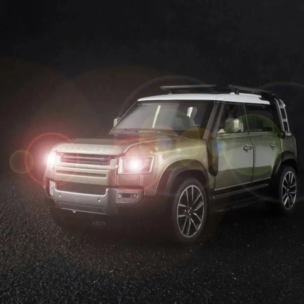 Carro em Miniatura Land Rover Defender 1:32 em Metal com Luzes e Som Verde Farol - MiniRare