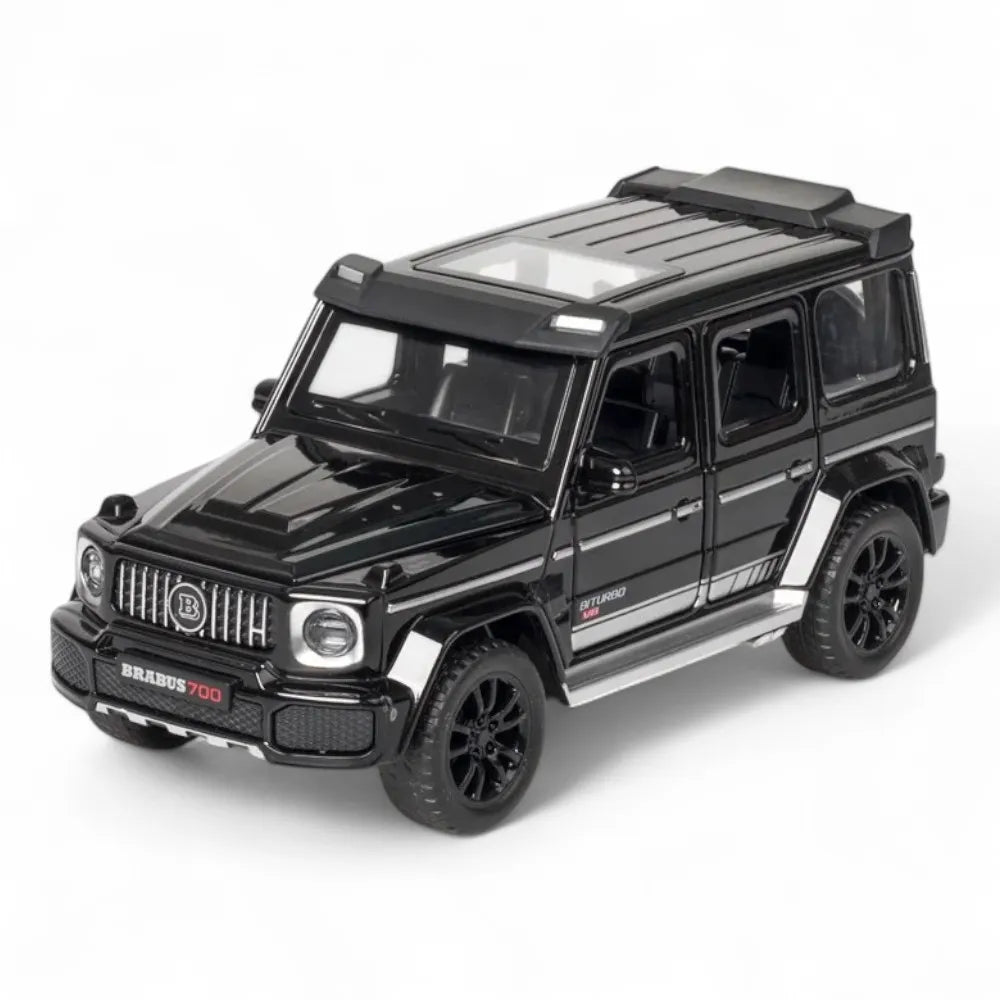 Carro em Miniatura Mercedes-Benz G63 AMG Brabus G700 1:32 em Metal com Luzes e Som preto1 - MiniRare
