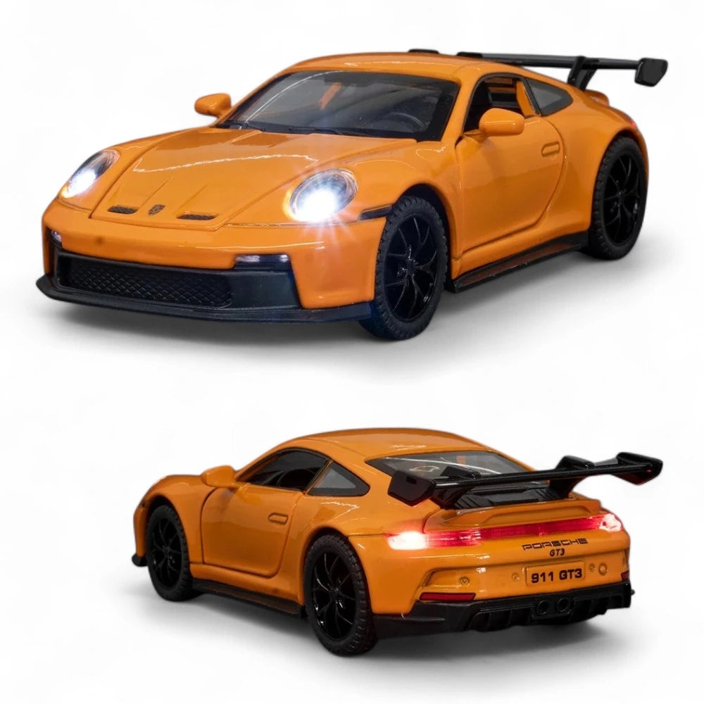 Carro em Miniatura Porsche 911 GT3 RS 1:32 em Metal com Luzes e Som - MiniRare