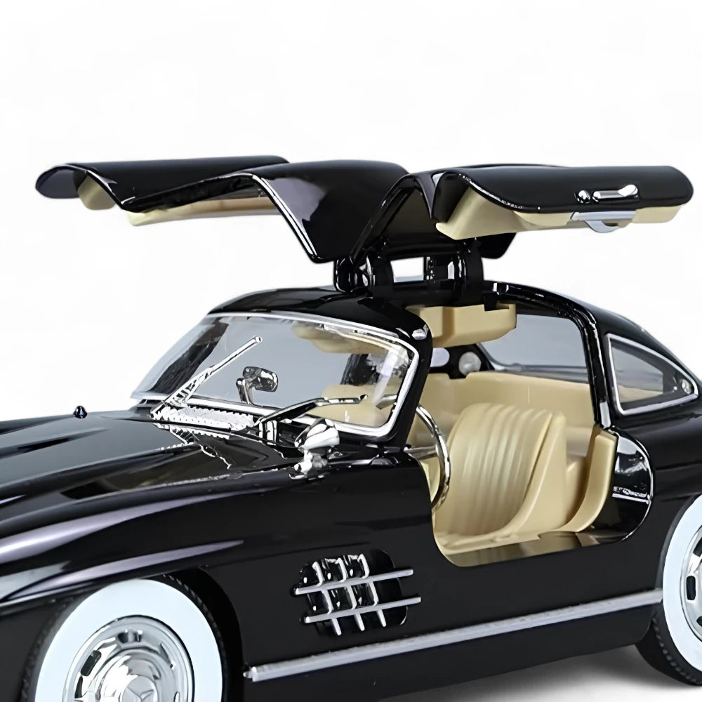 Miniatura Carro Mercedes-Benz 300 SL 1957 1:24 em Metal com Portas Abertas - MiniRare